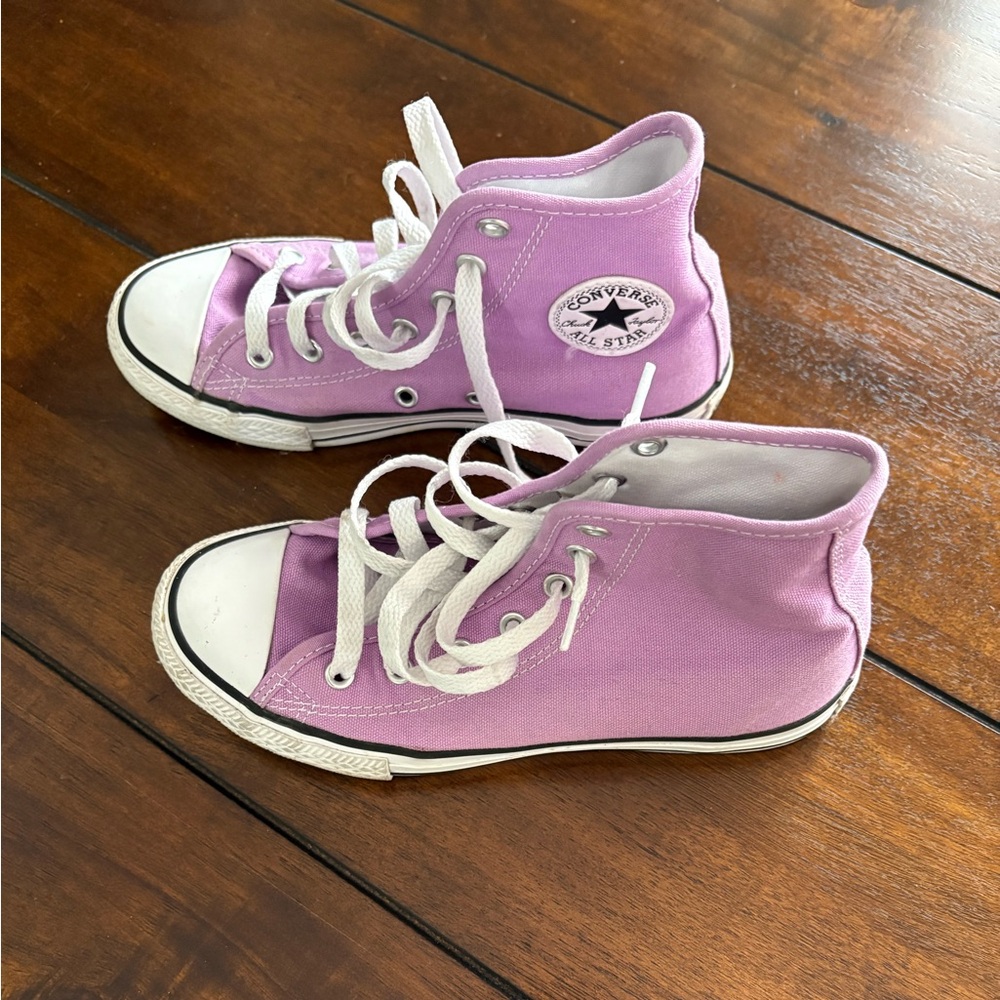 Girls Converse shoes